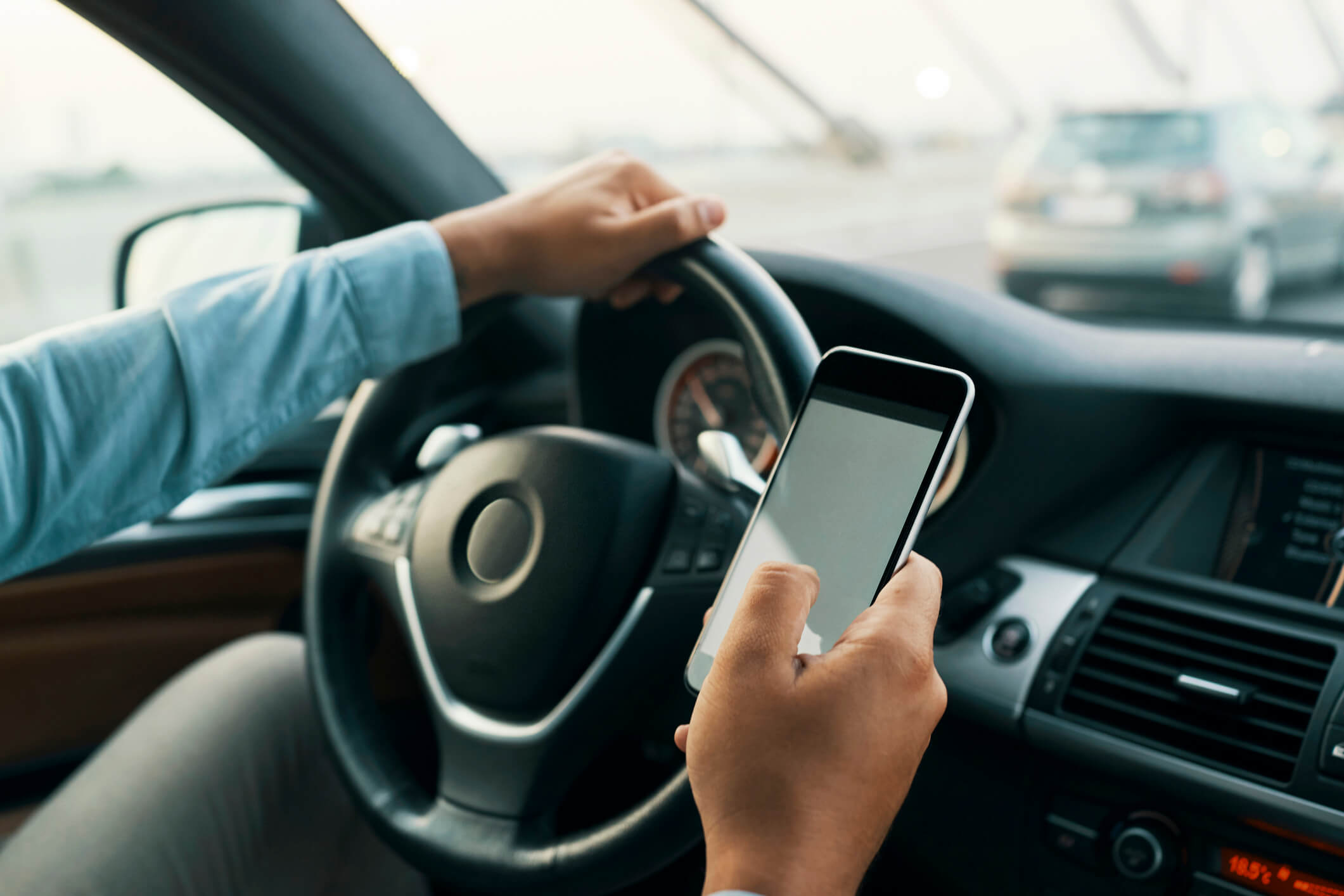 5 dicas práticas de como economizar dados móveis para motoristas de app