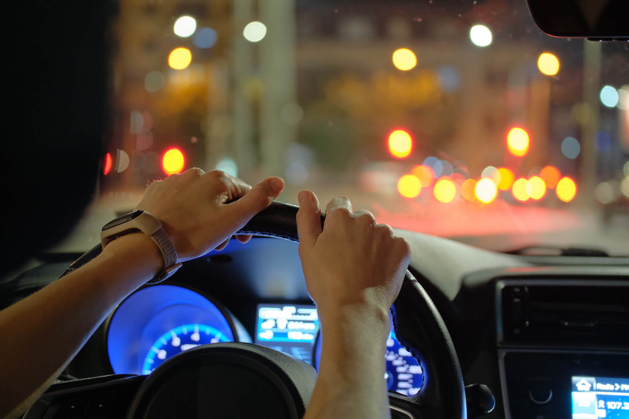 Trabalhar na Uber de madrugada ganha mais? É dinâmico?