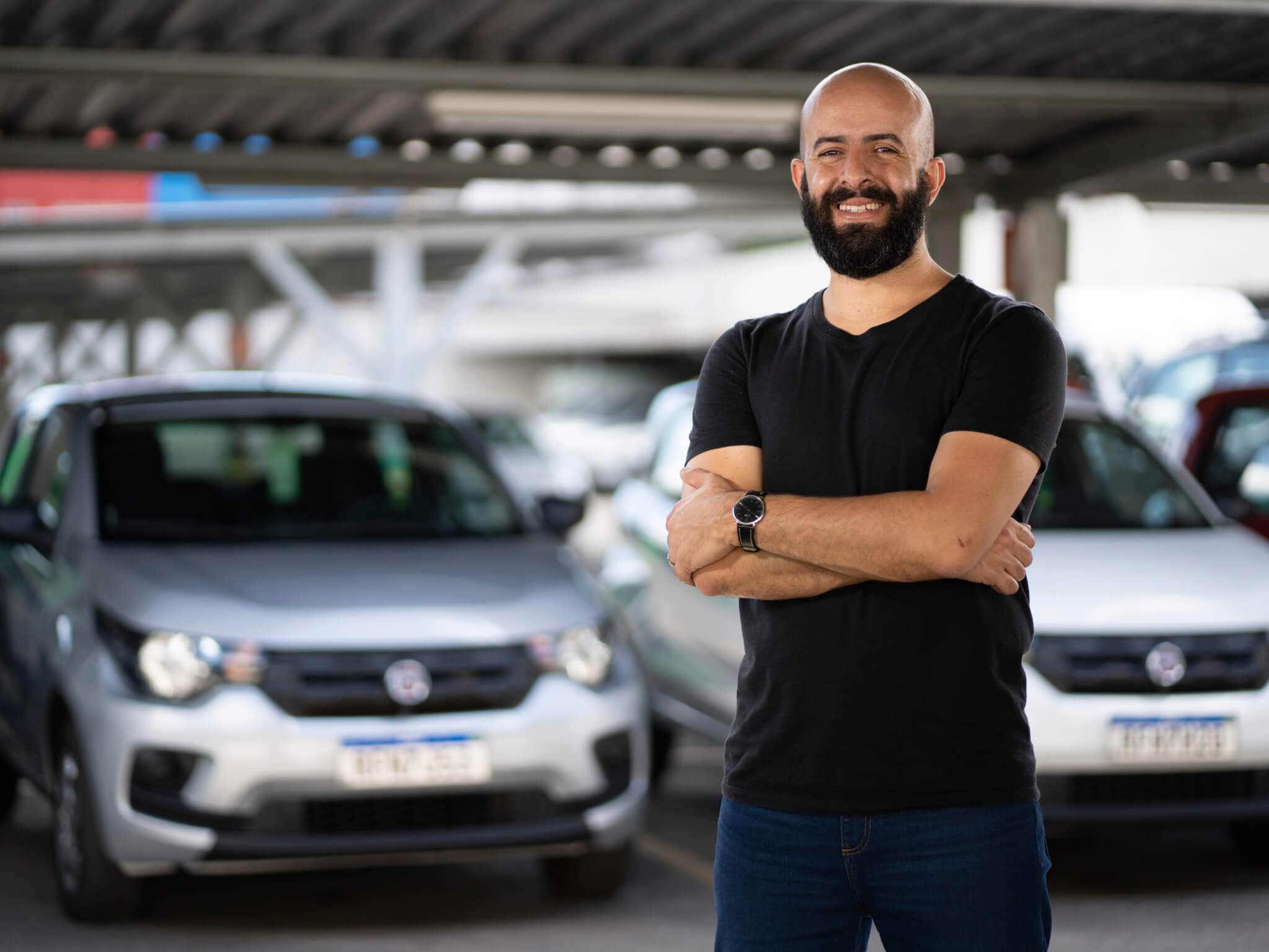 Das redes sociais pras ruas: veja a entrevista com o Uber Pensador
