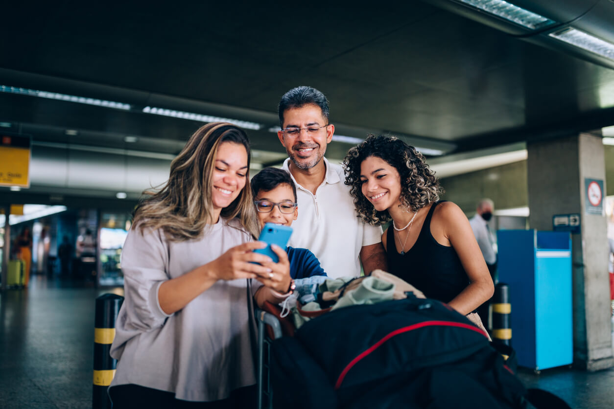 Uber pode levar 4 pessoas? Até quantos passageiros o motorista pode aceitar?